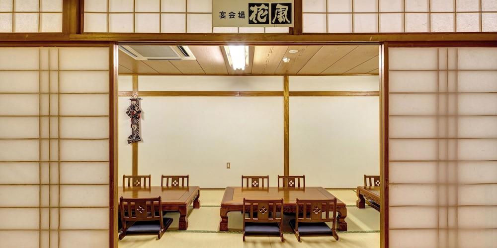 Okinawa Sun Plaza Hotel Naha Bagian luar foto