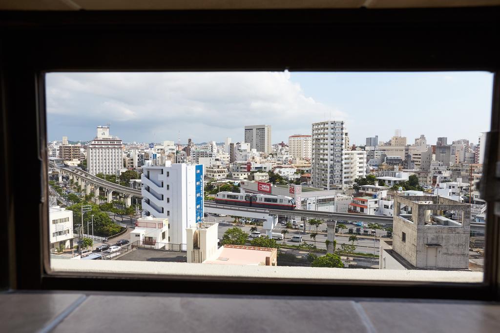 Okinawa Sun Plaza Hotel Naha Bagian luar foto