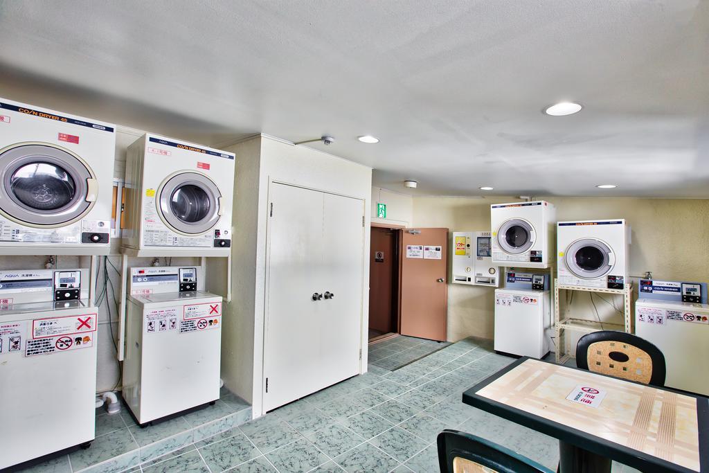 Okinawa Sun Plaza Hotel Naha Bagian luar foto