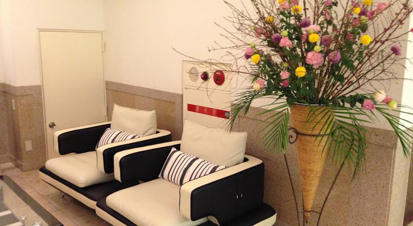 Okinawa Sun Plaza Hotel Naha Bagian luar foto